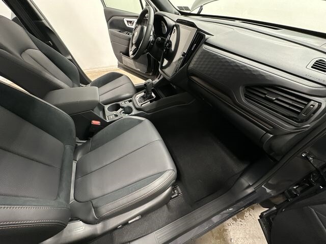 Thumbnail: 2025 Subaru Forester - 22