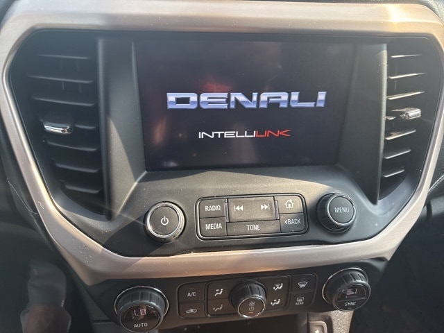 2019 GMC Acadia Denali 9