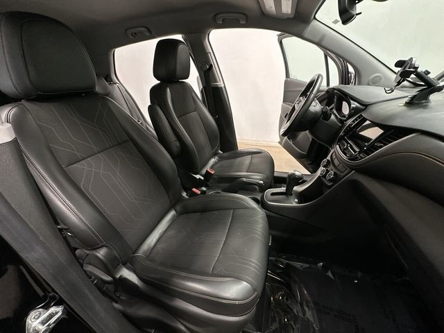 Thumbnail: 2019 Chevrolet Trax - 21