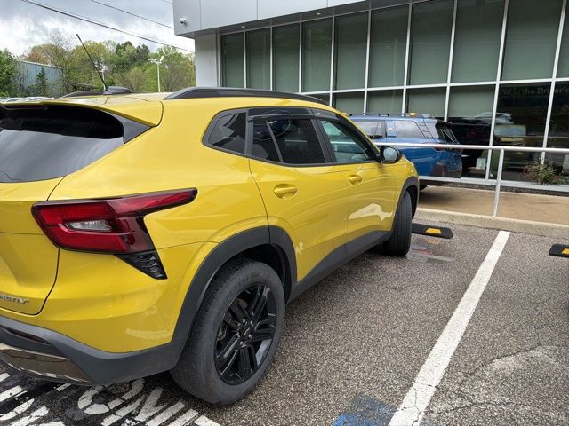 Thumbnail: 2024 Chevrolet Trax - 4
