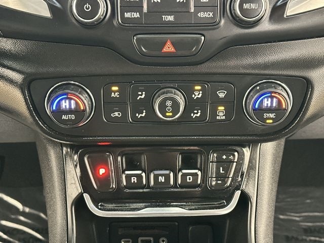 Thumbnail: 2018 GMC Terrain - 16