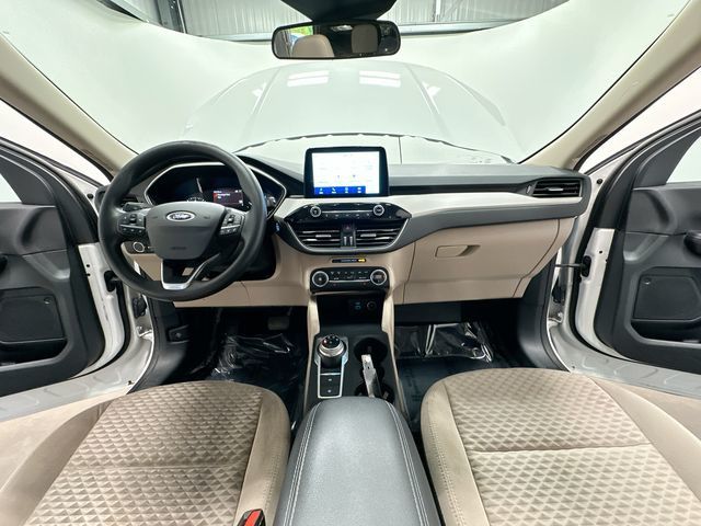 Thumbnail: 2020 Ford Escape - 21