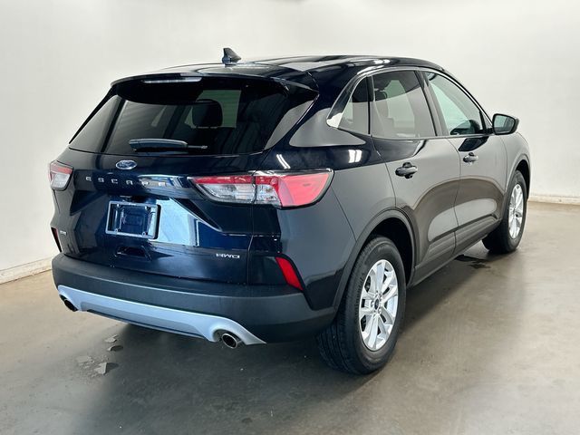 Thumbnail: 2021 Ford Escape - 31
