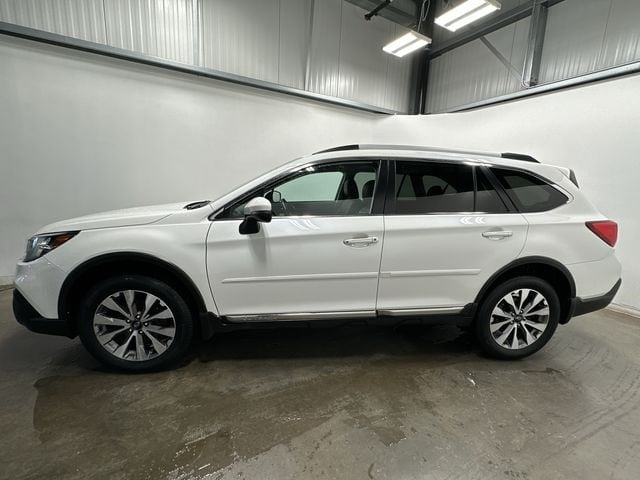 Thumbnail: 2018 Subaru Outback - 2