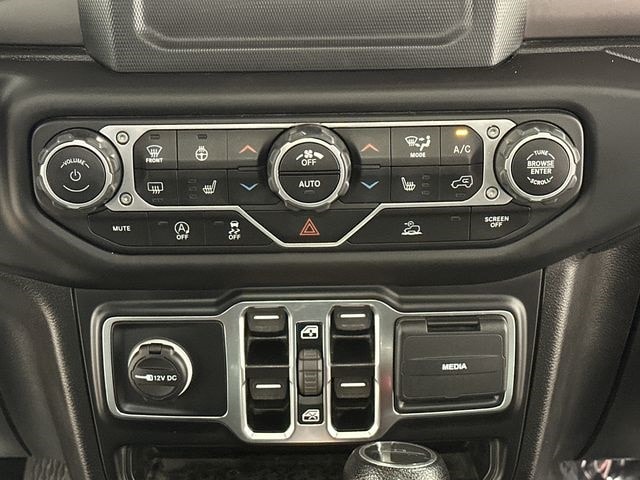 Thumbnail: 2021 Jeep Gladiator - 15