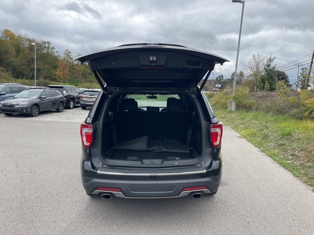 Thumbnail: 2018 Ford Explorer - 8