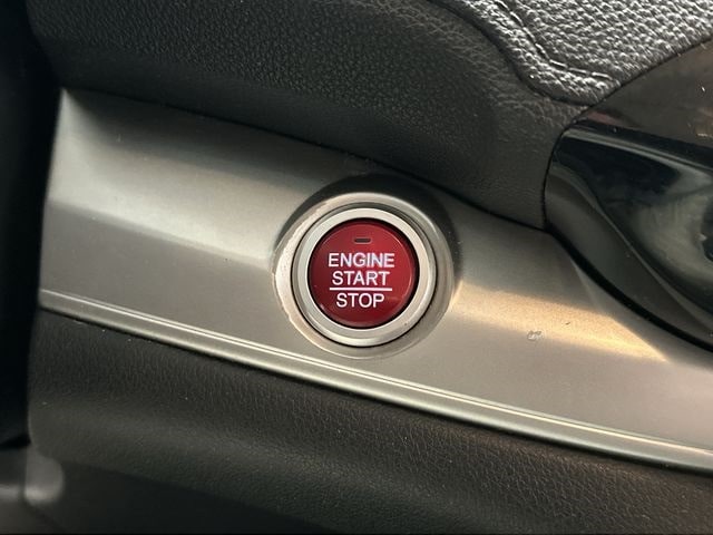 Thumbnail: 2016 Honda CR-V - 11