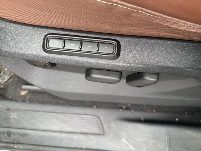 Thumbnail: 2021 Volkswagen Atlas - 13