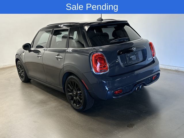 Thumbnail: 2019 MINI Cooper Hardtop - 31
