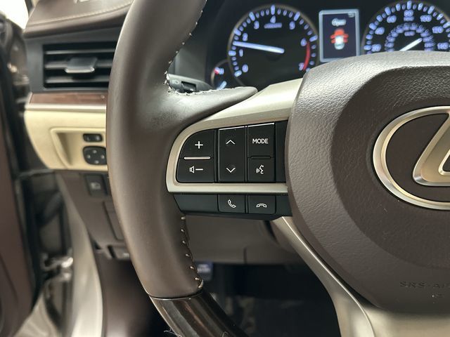 Thumbnail: 2017 Lexus ES - 9