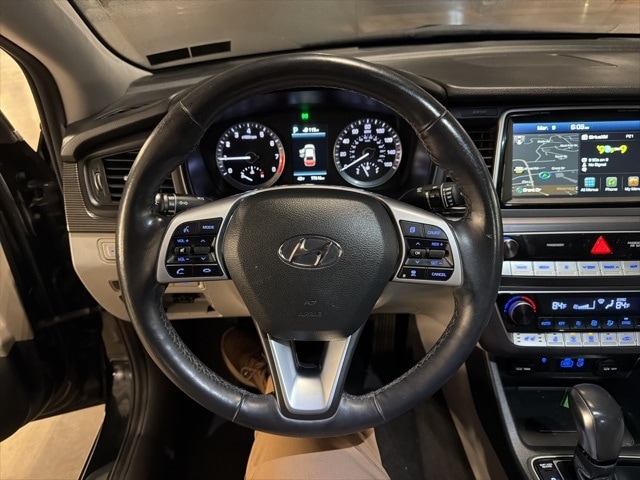 Thumbnail: 2019 Hyundai Sonata - 19