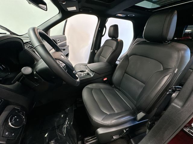 Thumbnail: 2018 Ford Explorer - 18
