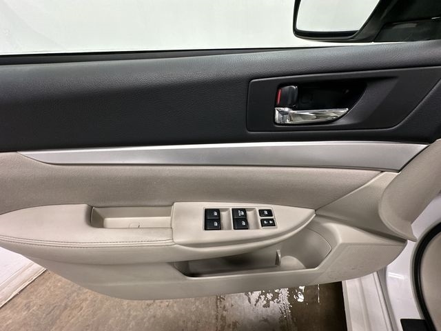 Thumbnail: 2013 Subaru Legacy - 14