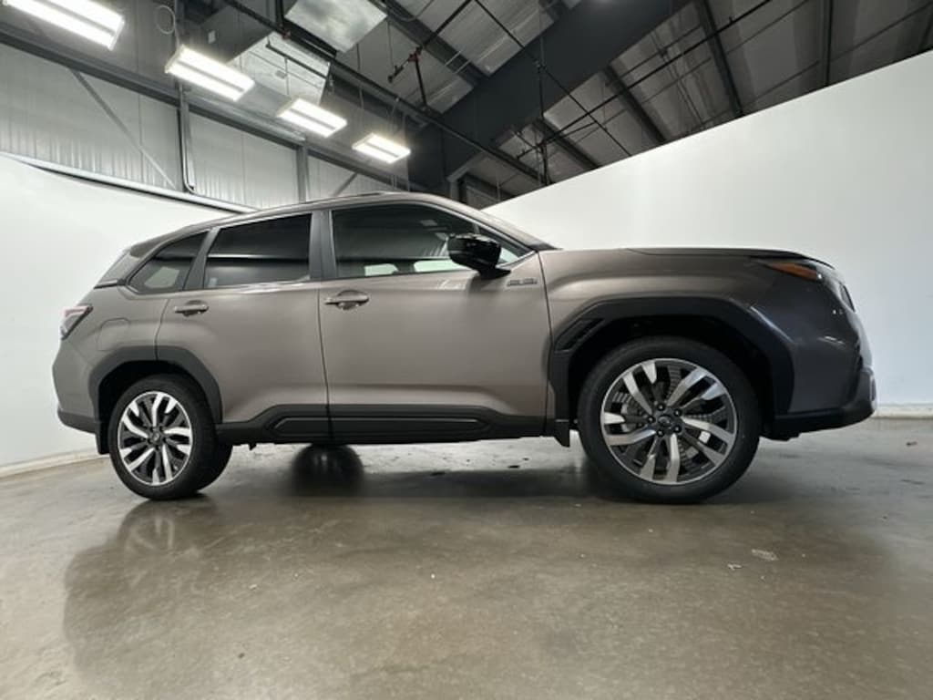 New 2025 Subaru Forester Hybrid Touring SUV