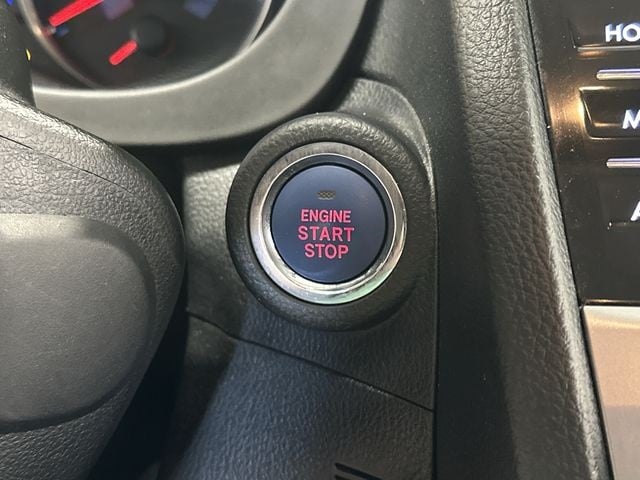 Thumbnail: 2016 Subaru Crosstrek - 11