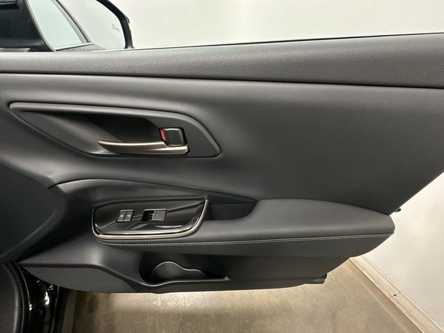 Thumbnail: 2025 Toyota Crown Signia - 21