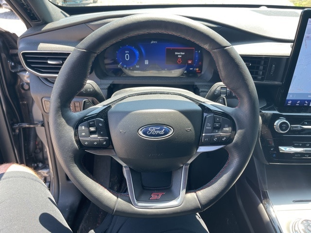 Thumbnail: 2023 Ford Explorer - 14