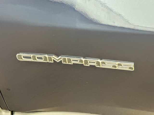 Thumbnail: 2018 Jeep Compass - 28