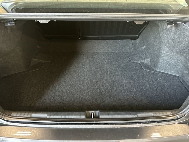 Thumbnail: 2025 Subaru Legacy - 25