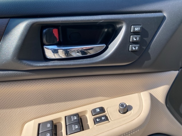 Thumbnail: 2015 Subaru Outback - 18