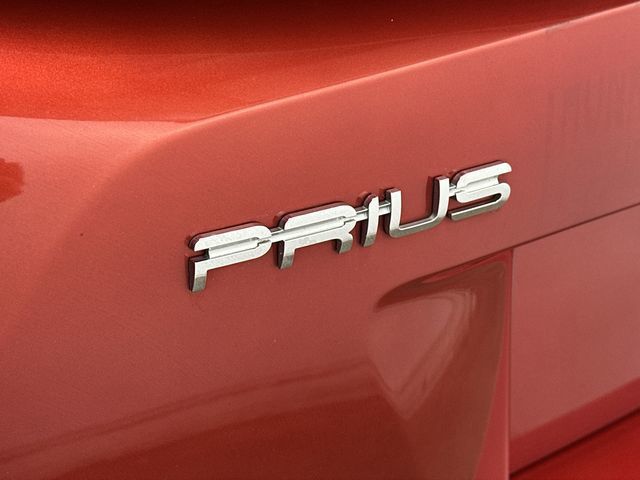 Thumbnail: 2018 Toyota Prius - 29