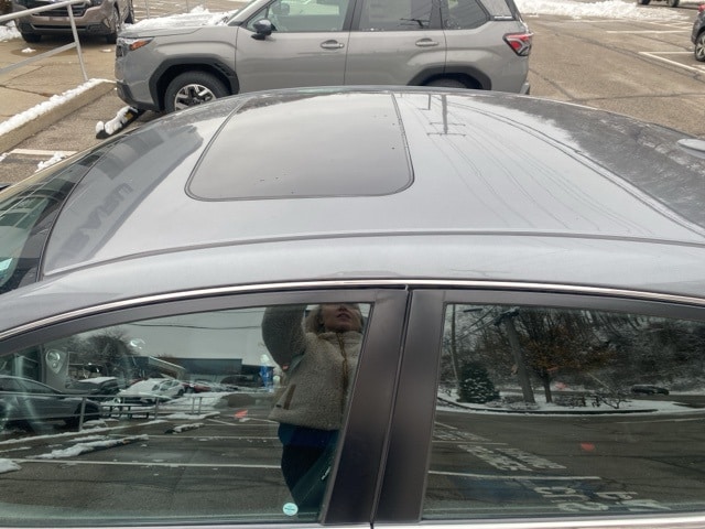 Thumbnail: 2018 Nissan Sentra - 9