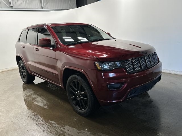 Thumbnail: 2018 Jeep Grand Cherokee - 32