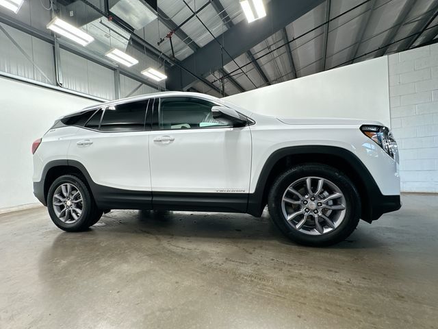 Thumbnail: 2024 GMC Terrain - 3