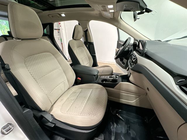 Thumbnail: 2020 Ford Escape - 23