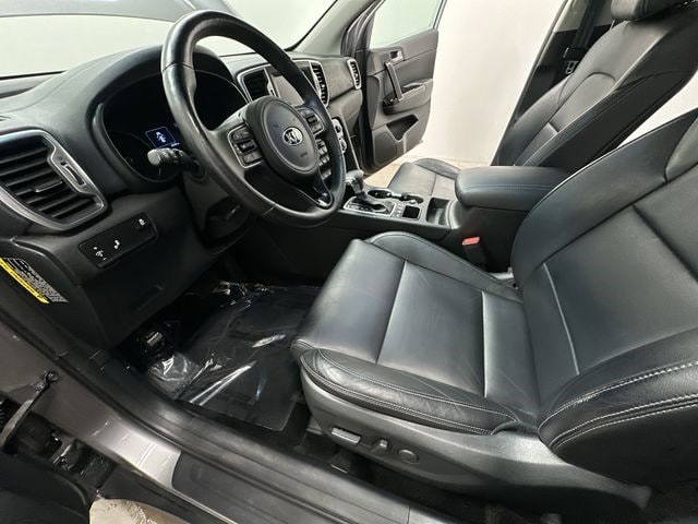 Thumbnail: 2018 Kia Sportage - 16