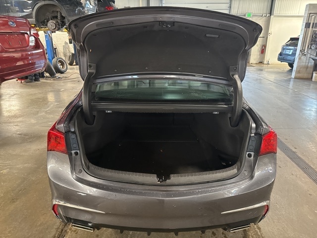 Thumbnail: 2018 Acura TLX - 9