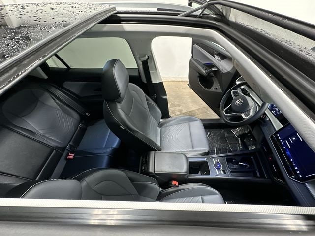 Thumbnail: 2025 Volkswagen Tiguan - 6