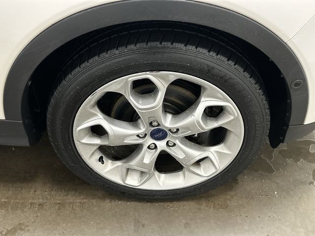 Thumbnail: 2013 Ford Escape - 5