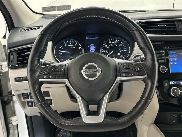 Thumbnail: 2018 Nissan Rogue Sport - 8