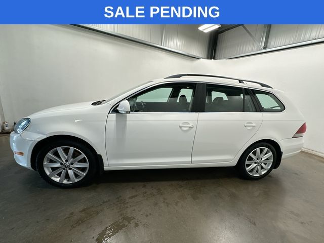 Thumbnail: 2012 Volkswagen Jetta - 2
