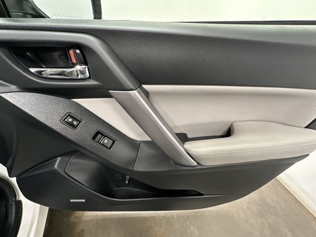 Thumbnail: 2016 Subaru Forester - 23