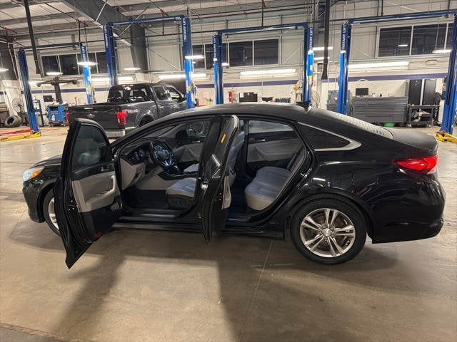 Thumbnail: 2019 Hyundai Sonata - 15