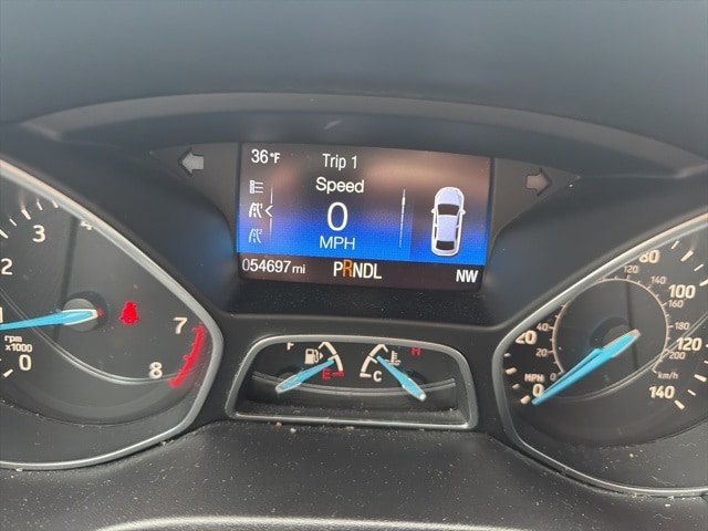 Thumbnail: 2016 Ford Focus - 22