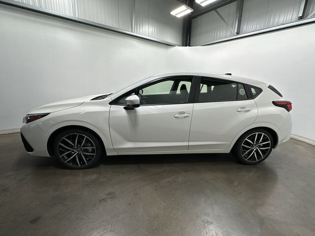 2024 Subaru Impreza Sport photo 2