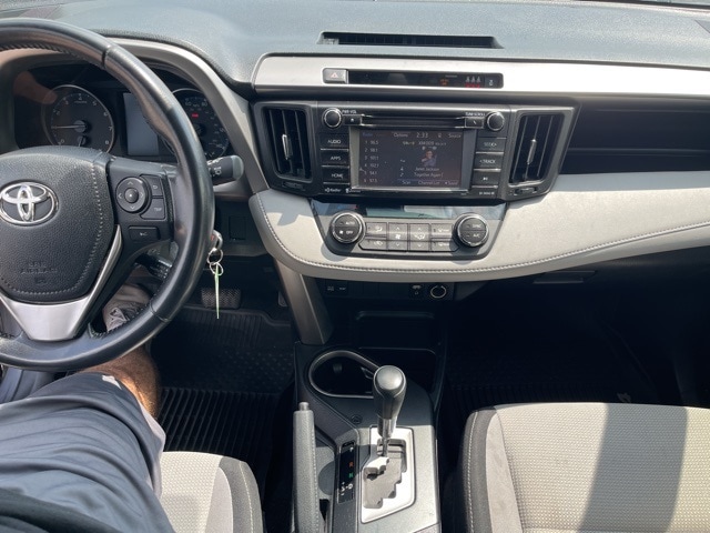 Thumbnail: 2017 Toyota RAV4 - 14
