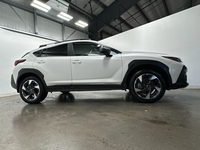 2024 Subaru Crosstrek Limited photo 3