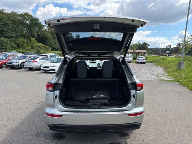 2022 Mitsubishi Outlander SE - Photo 11
