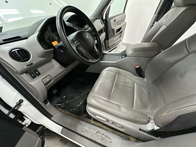 Thumbnail: 2014 Honda Pilot - 15