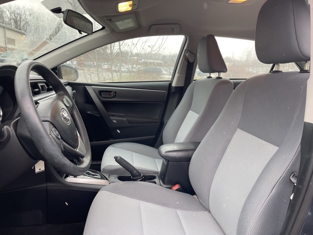 Thumbnail: 2016 Toyota Corolla - 16