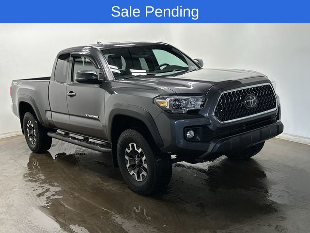 Thumbnail: 2018 Toyota Tacoma - 30