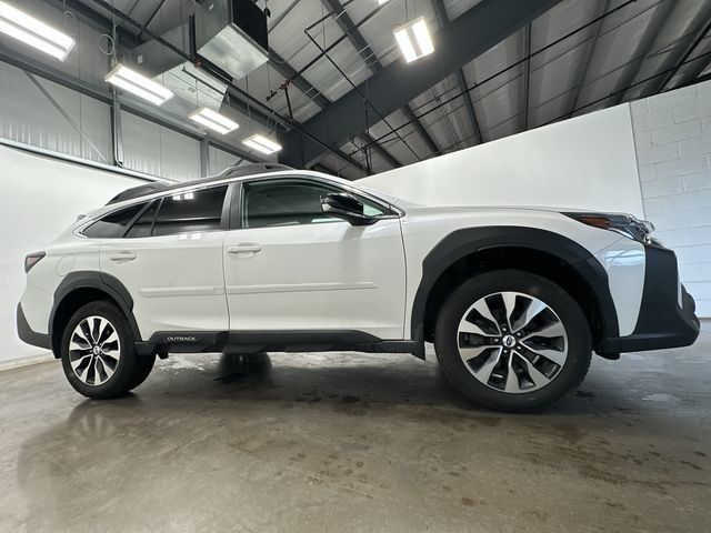 Thumbnail: 2025 Subaru Outback - 3