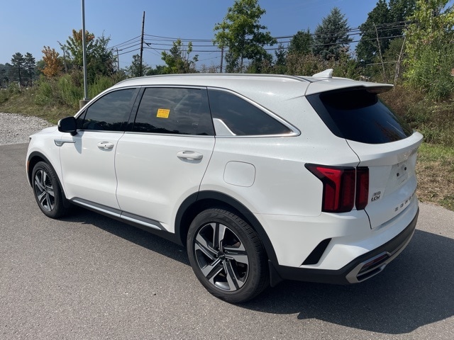 Thumbnail: 2022 Kia Sorento - 9