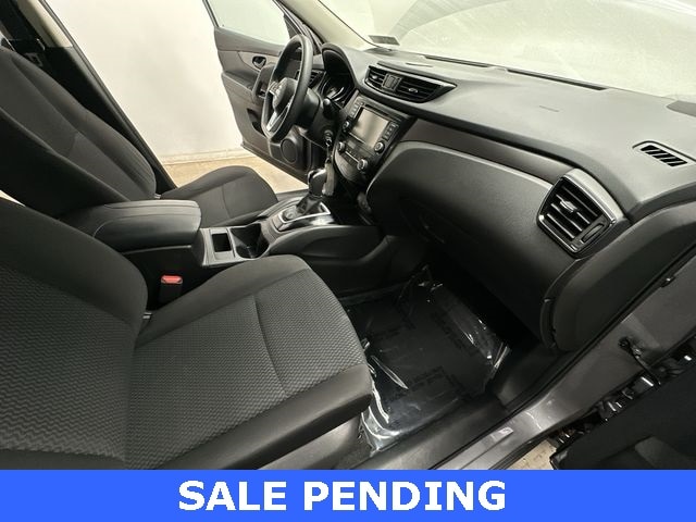 Thumbnail: 2020 Nissan Rogue Sport - 19