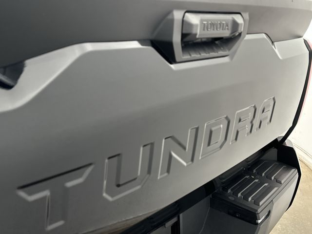 Thumbnail: 2023 Toyota Tundra - 27