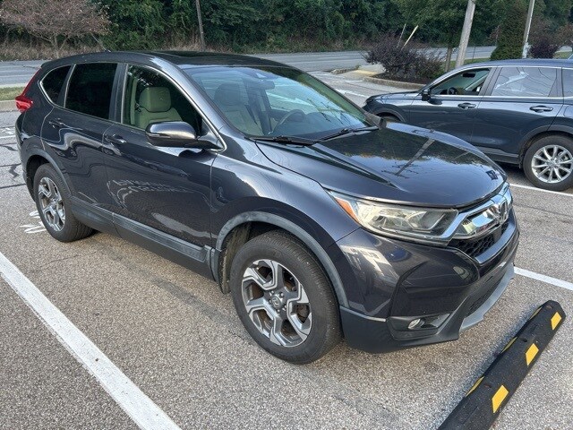 2017 Honda CR-V EX photo 2